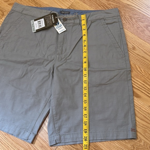 New! Toad & Co mens swerve shorts in light ash ,SZ 36. - Picture 4 of 8
